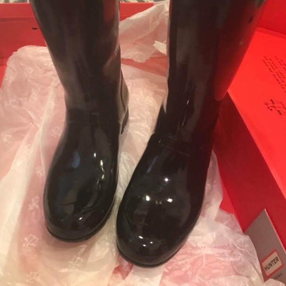 Black Gloss Hunter Boots